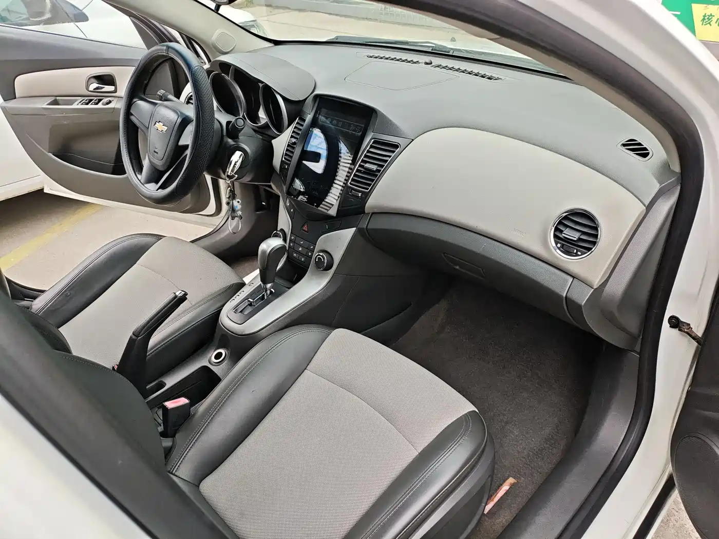 Chevrolet Cruze 2013 1.6L SL Universe AT фото 15