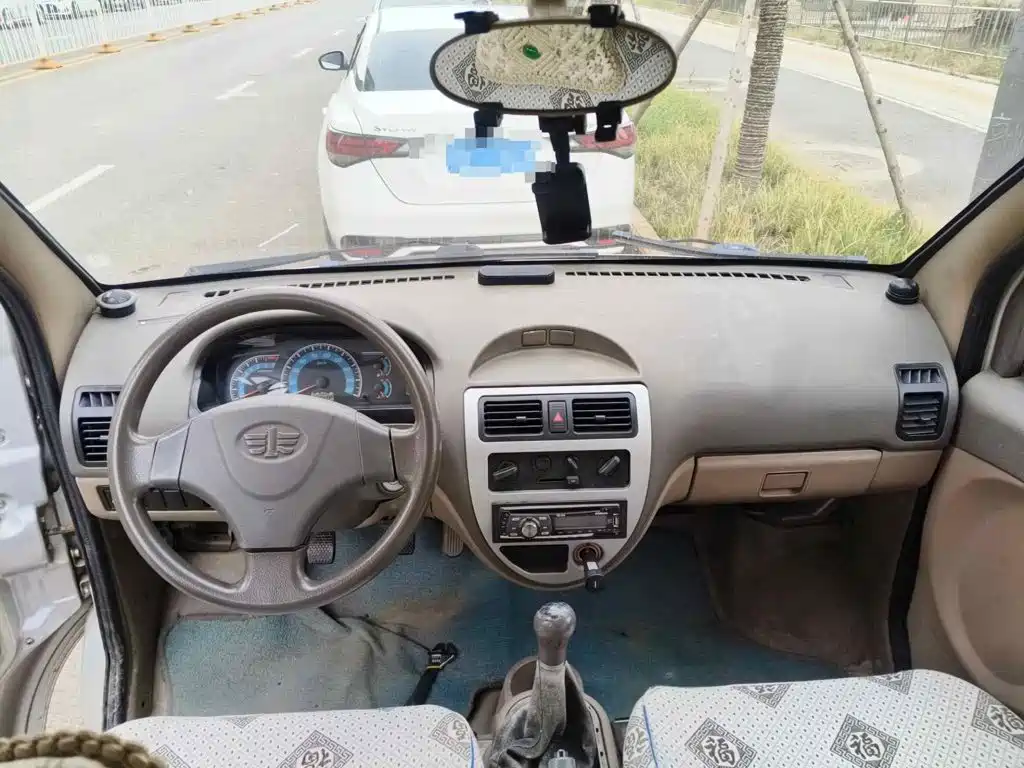 FAW Jiabao V70 2011 2011 1.3L Comfort CA4GA6