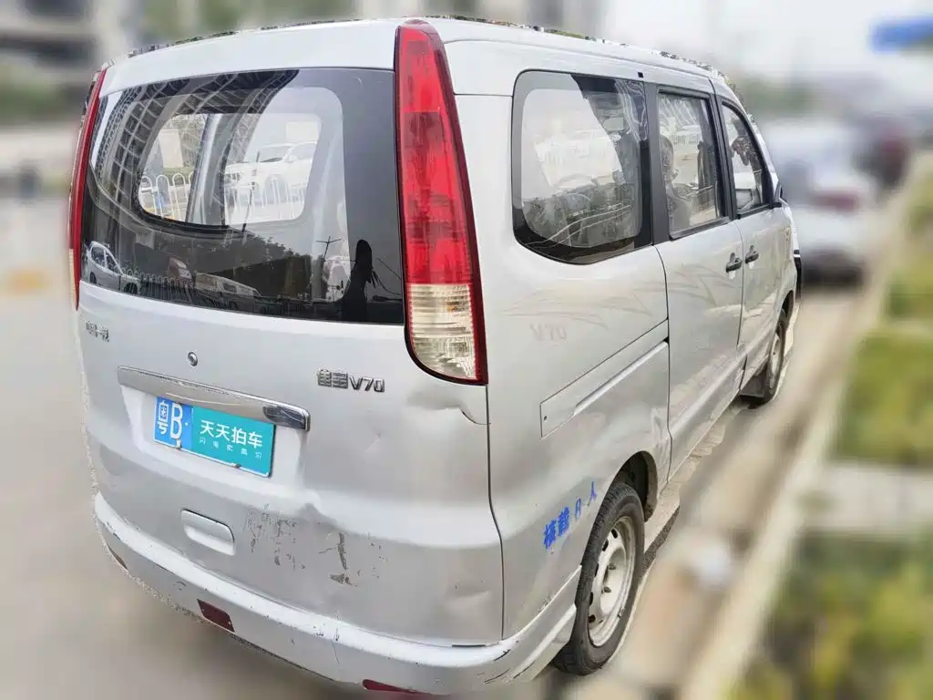 FAW Jiabao V70 2011 2011 1.3L Comfort CA4GA6