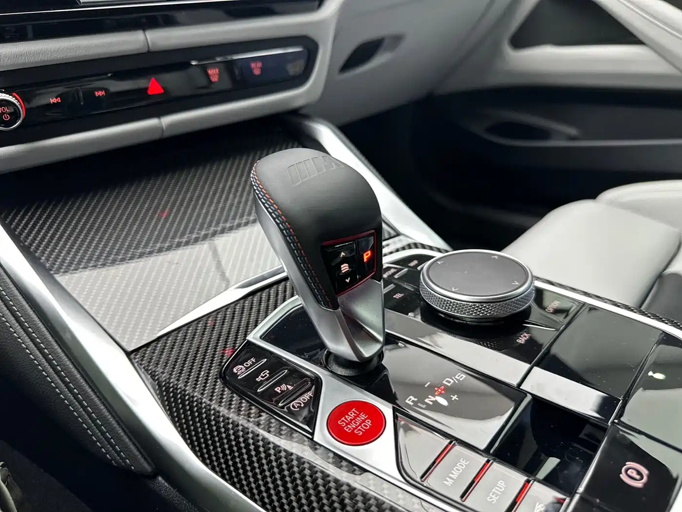 BMW M4 2024 BMW M4 Coupe M xDrive Competition фото 9
