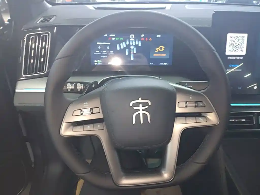 BYD Song L DM-i 2026 2026 DM-i Intelligent Driving Edition 135KM Base Model