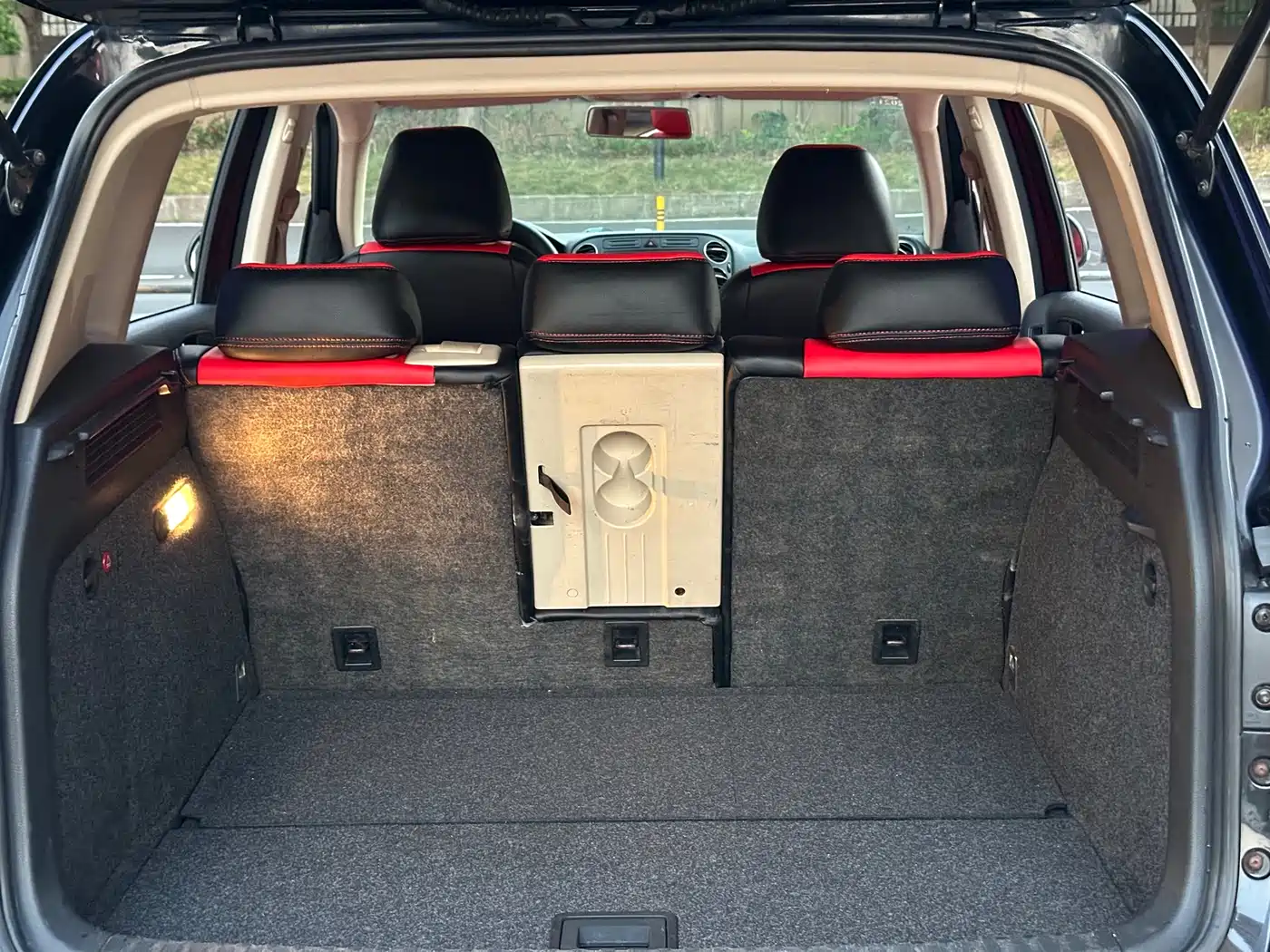 Volkswagen Tiguan 2012 1.8TSI Manual 2WD Metro Edition фото 12