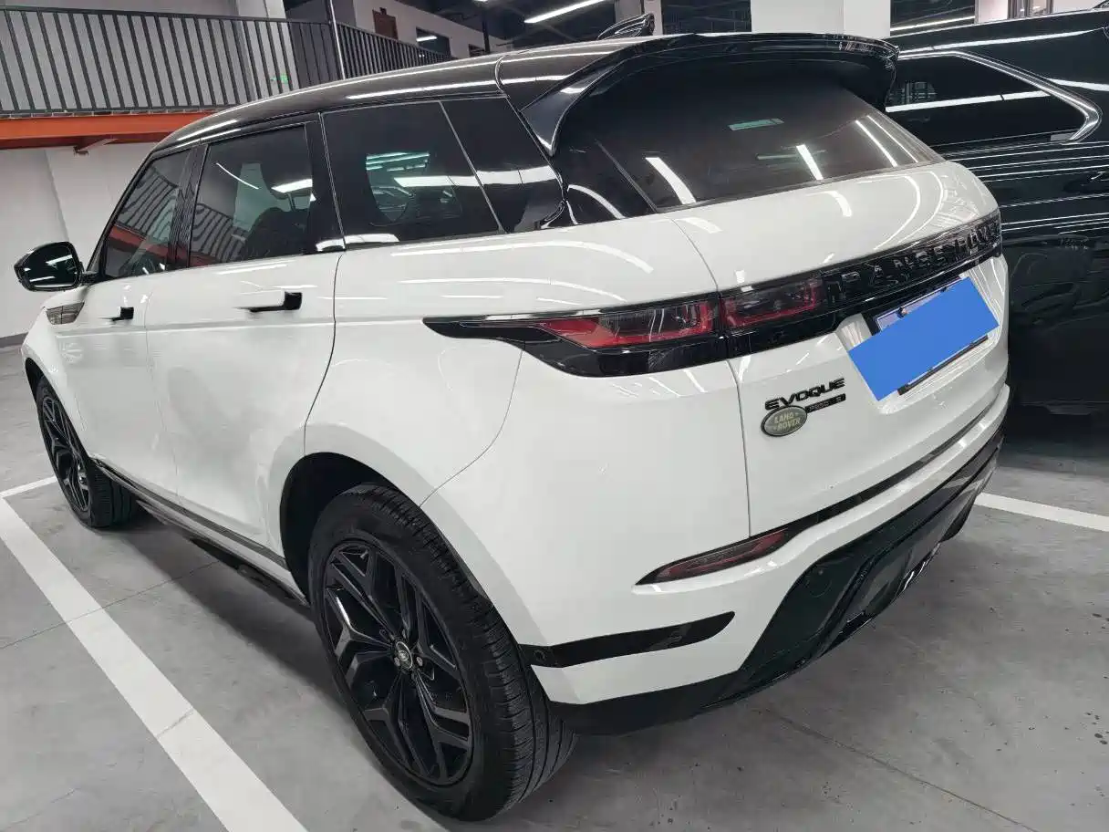 Land Rover Range Rover Evoque 2020 Model 249PS R-DYNAMIC S Gloss Black Sport Edition фото 10
