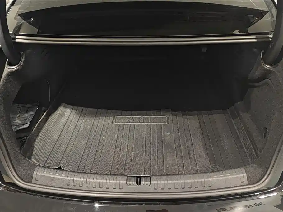 Audi A6L 2024 45 TFSI Premium Elegance фото 4
