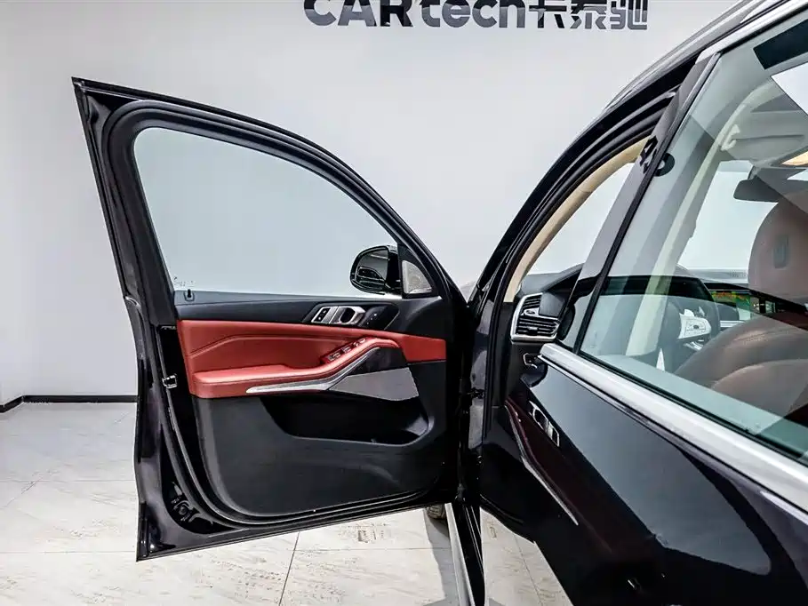 BMW X5 2022 Facelift xDrive 30Li Premium M Sport Package фото 14
