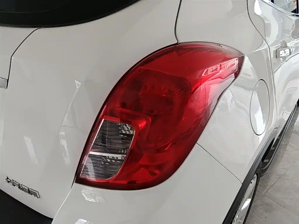 Buick Encore 2015 1.4T Automatic 2WD Urban Leading фото 8