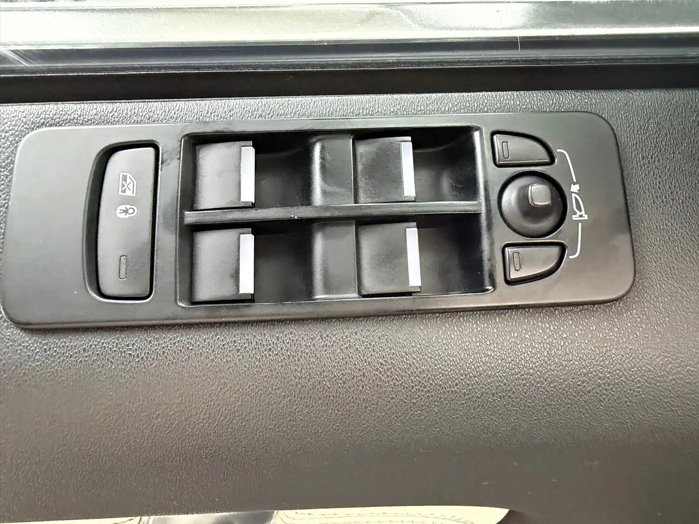 Land Rover Discovery Sport 2021 249PS R-Dynamic SE Performance Technology Edition 5-seater фото 14