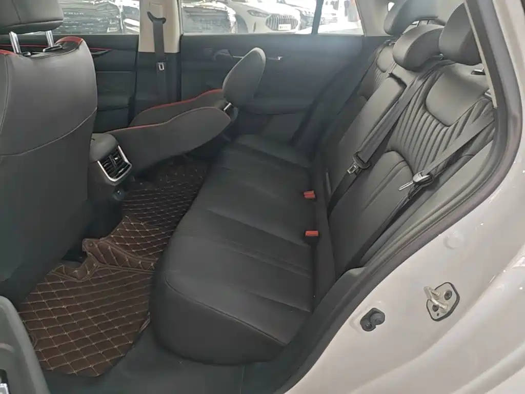 Dongfeng Aeolus Yixuan MAX 2023 2024 1.5T Prestige Edition