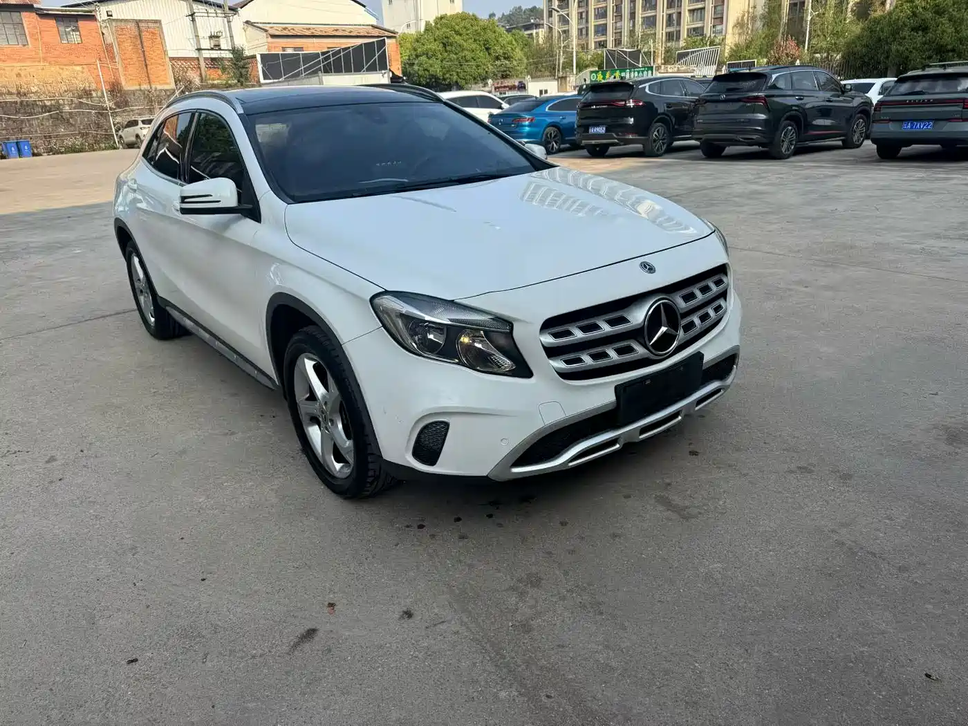 Mercedes-Benz GLA 2018 GLA 200 Dynamic фото 3
