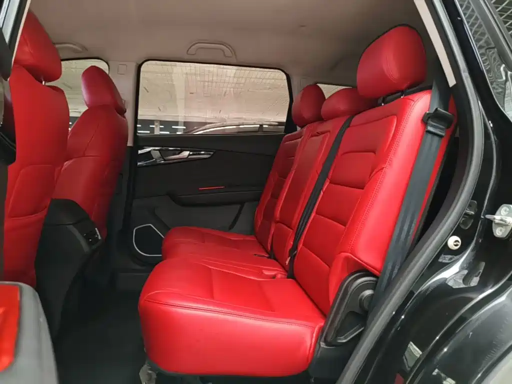 Sinotruk VGV VGV U70 2020 2020 1.5T Manual Comfort 5-seater