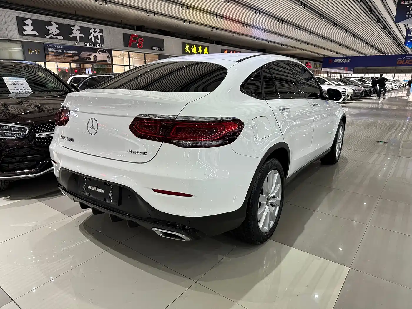 Mercedes-Benz GLC Coupe 2021 GLC 260 4MATIC Coupe SUV фото 4