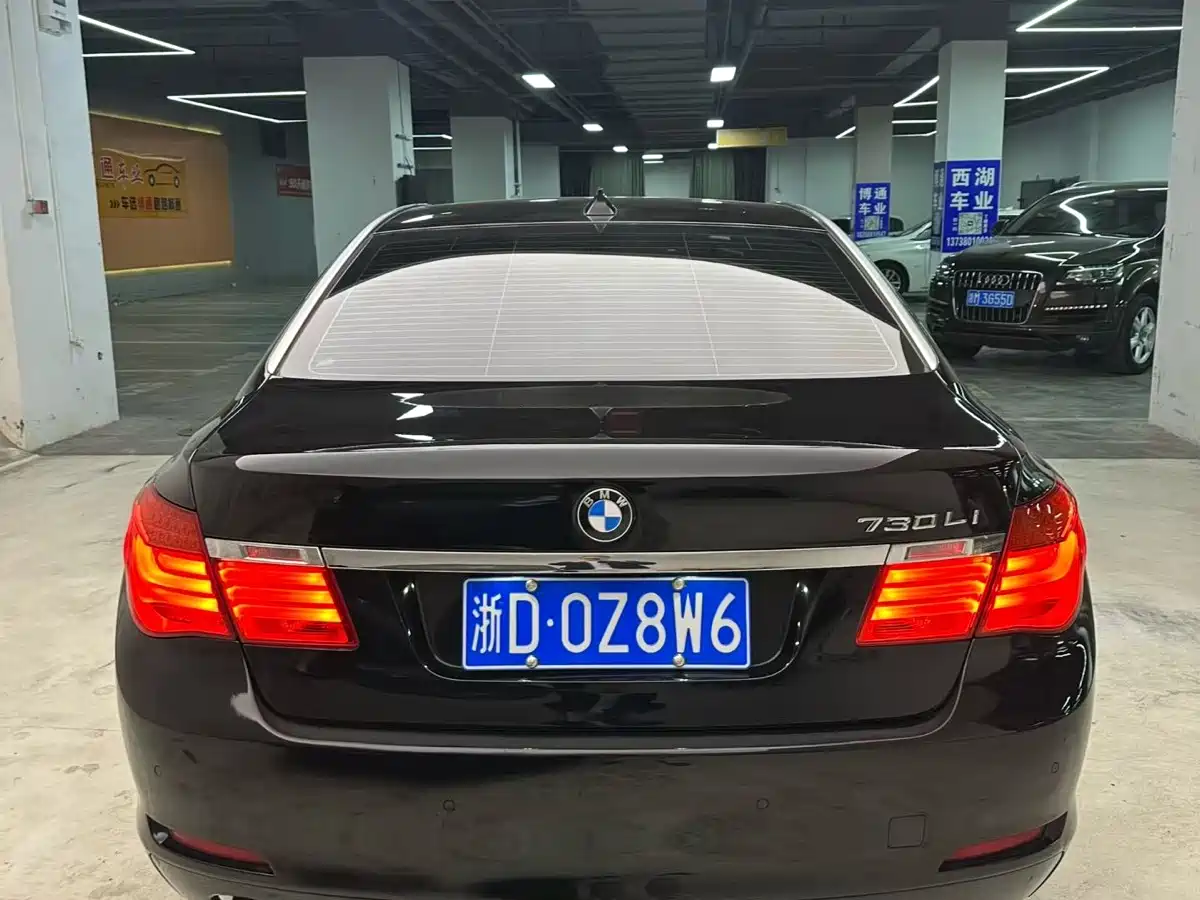 BMW 7 Series 2011 730Li Elegance фото 5