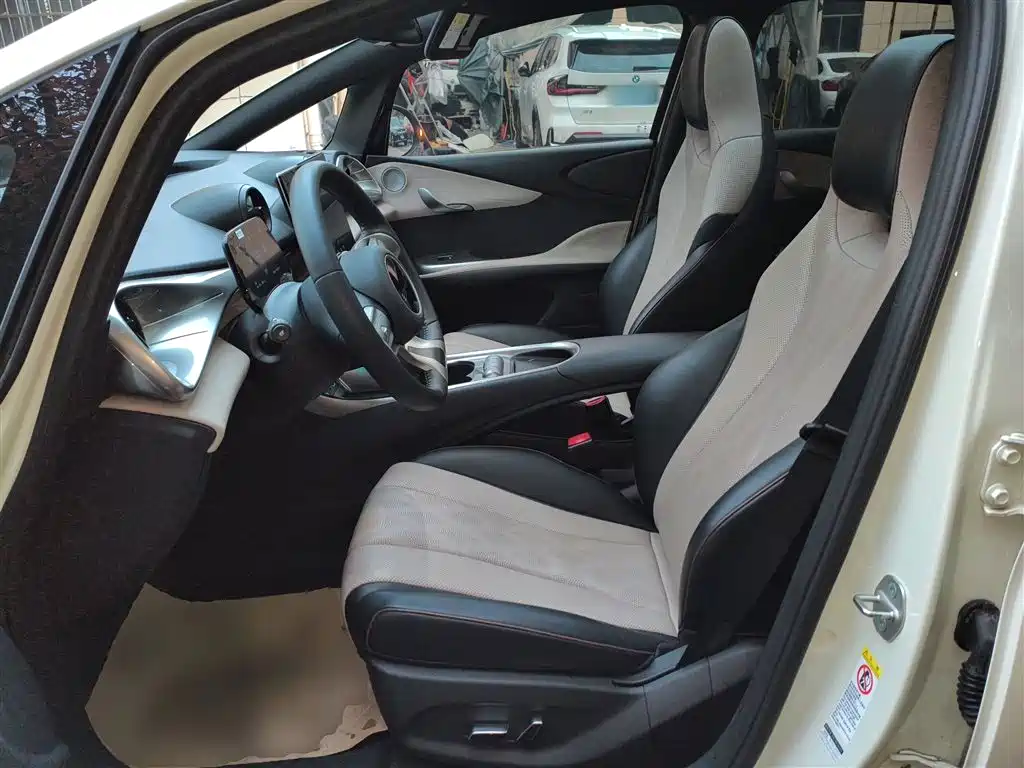 BYD Dolphin 2024 Glory Edition 420km Fashion Edition фото 15