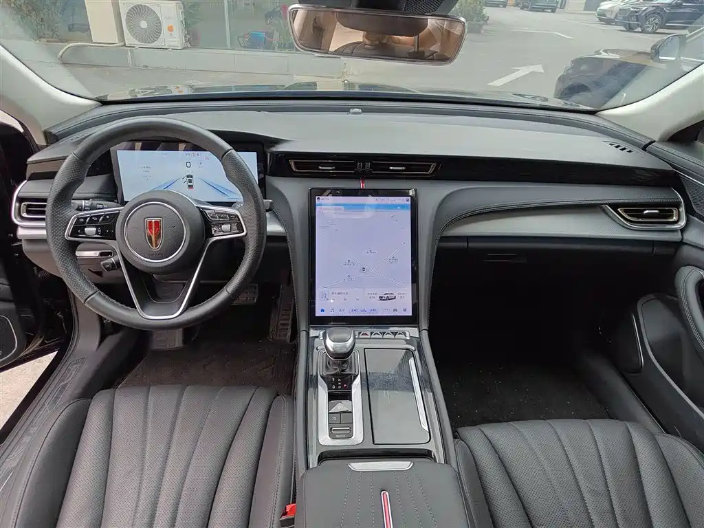 Hongqi H5 2024 2.0T Automatic Smart Connect Flag Smooth Edition фото 6