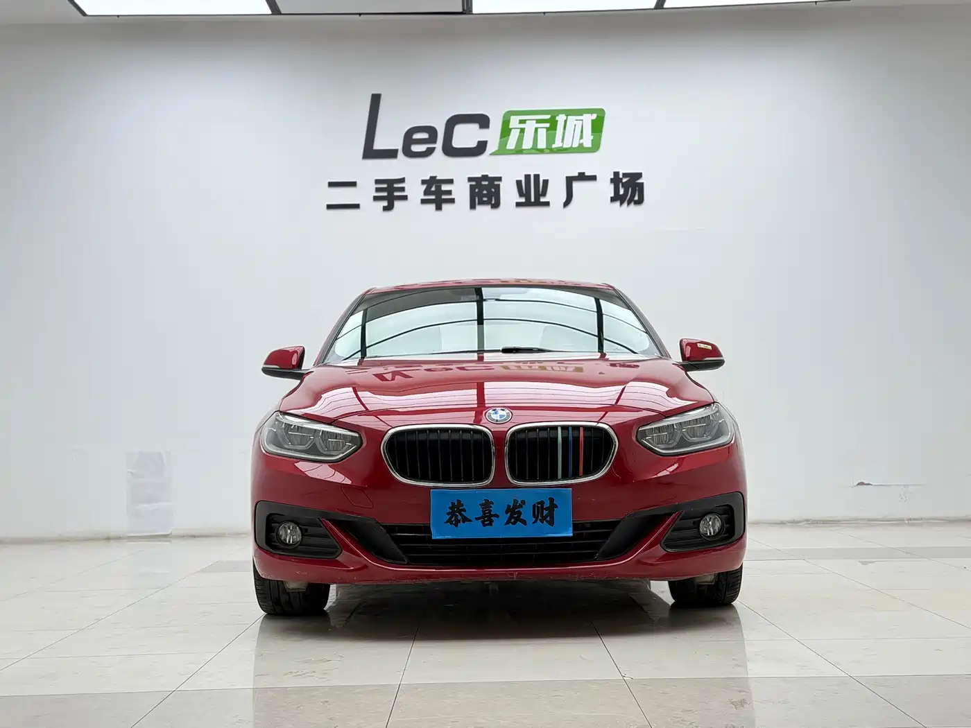 BMW 1 Series 2019 118i Fashion Edition фото 3