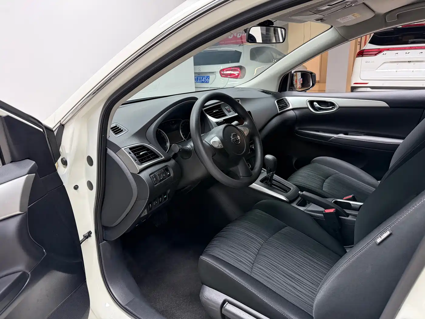 Nissan SYLPHY, миниатюра 7