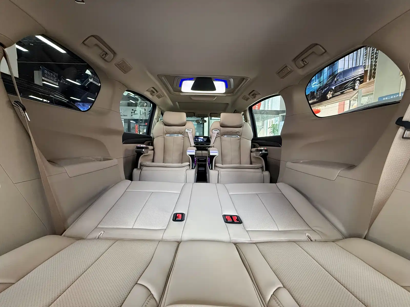 Фото 9 - Buick GL8