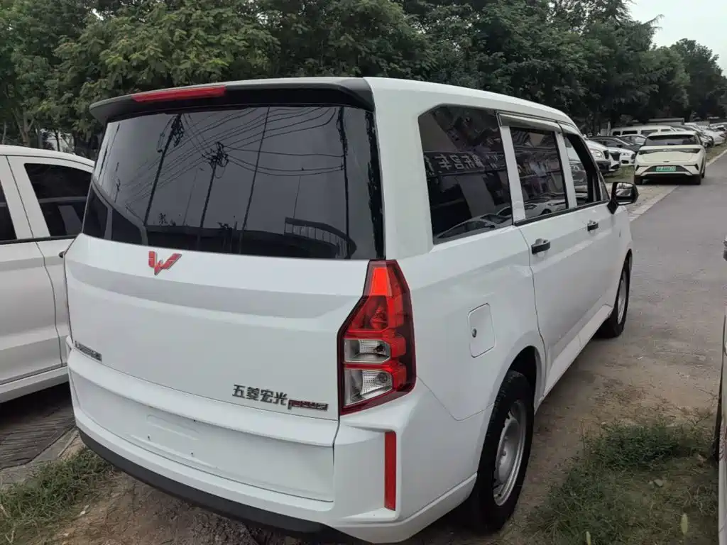 Wuling Motors Wuling Hongguang PLUS 2024 2020 1.5L Manual Standard 5-seater