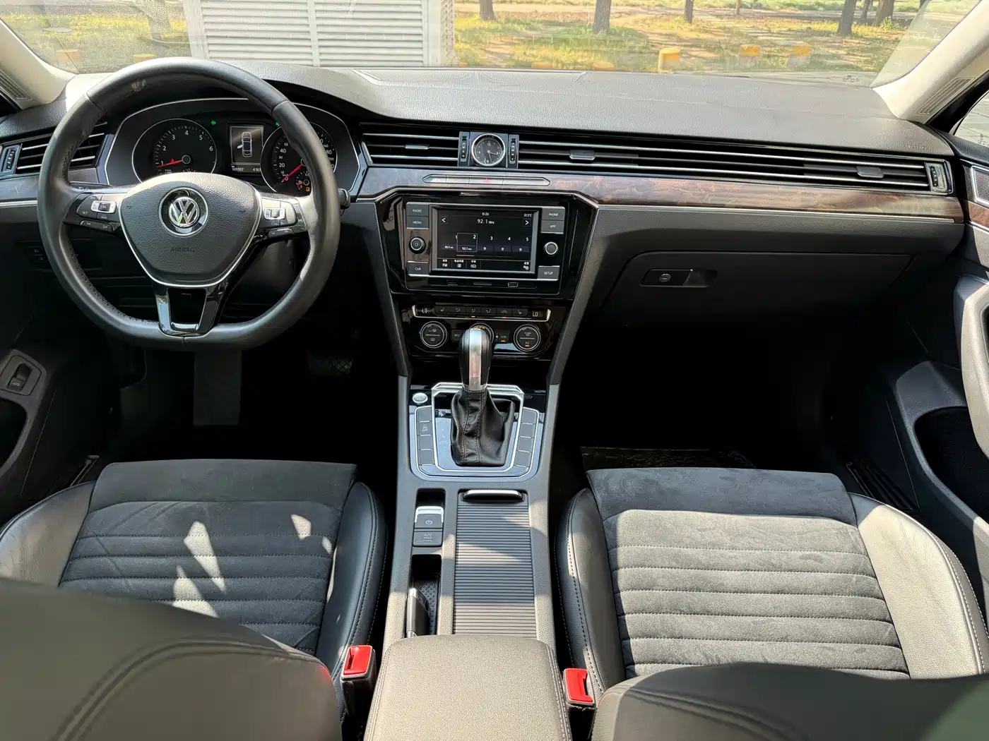 صورة 11 - Volkswagen Magotan