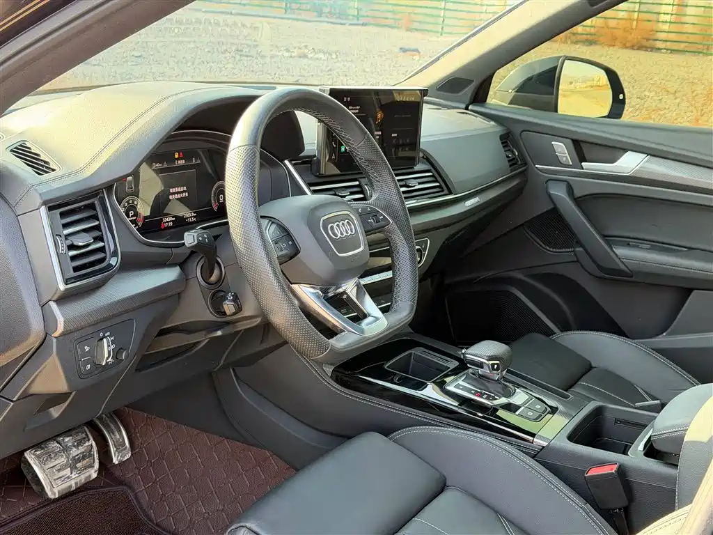 Audi Q5L 2024 Model 45 TFSI Luxury Dynamic фото 11