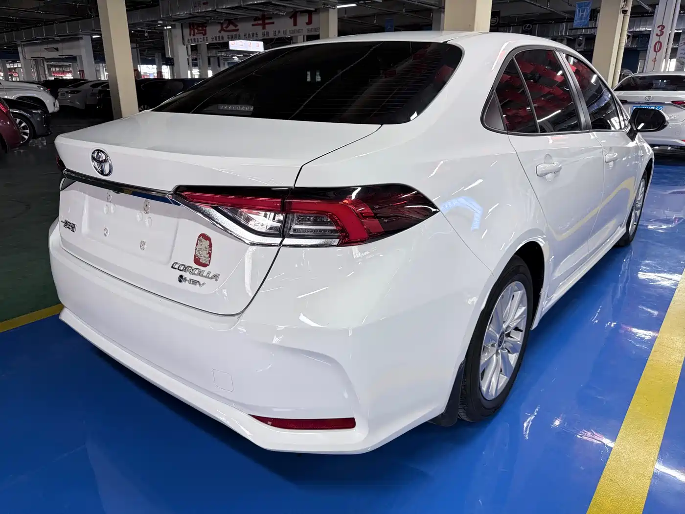 Toyota Corolla 2024 1.8L Smart Hybrid Dual Engine Flagship Edition фото 19