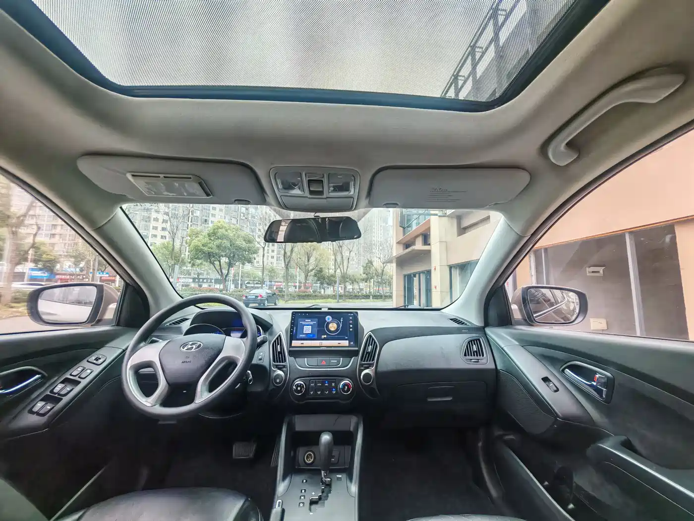 Hyundai Beijing Hyundai ix35 2015 2.0L Automatic 2WD Comfort China IV фото 5