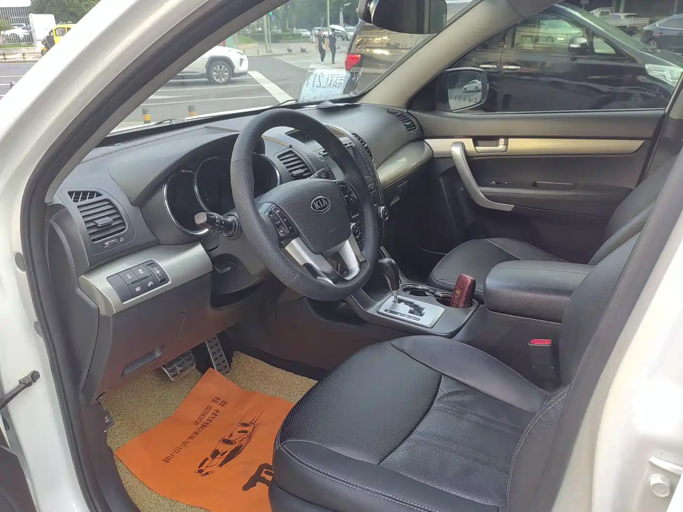 Kia Sorento 2012 2.2T Diesel Luxury Edition фото 7