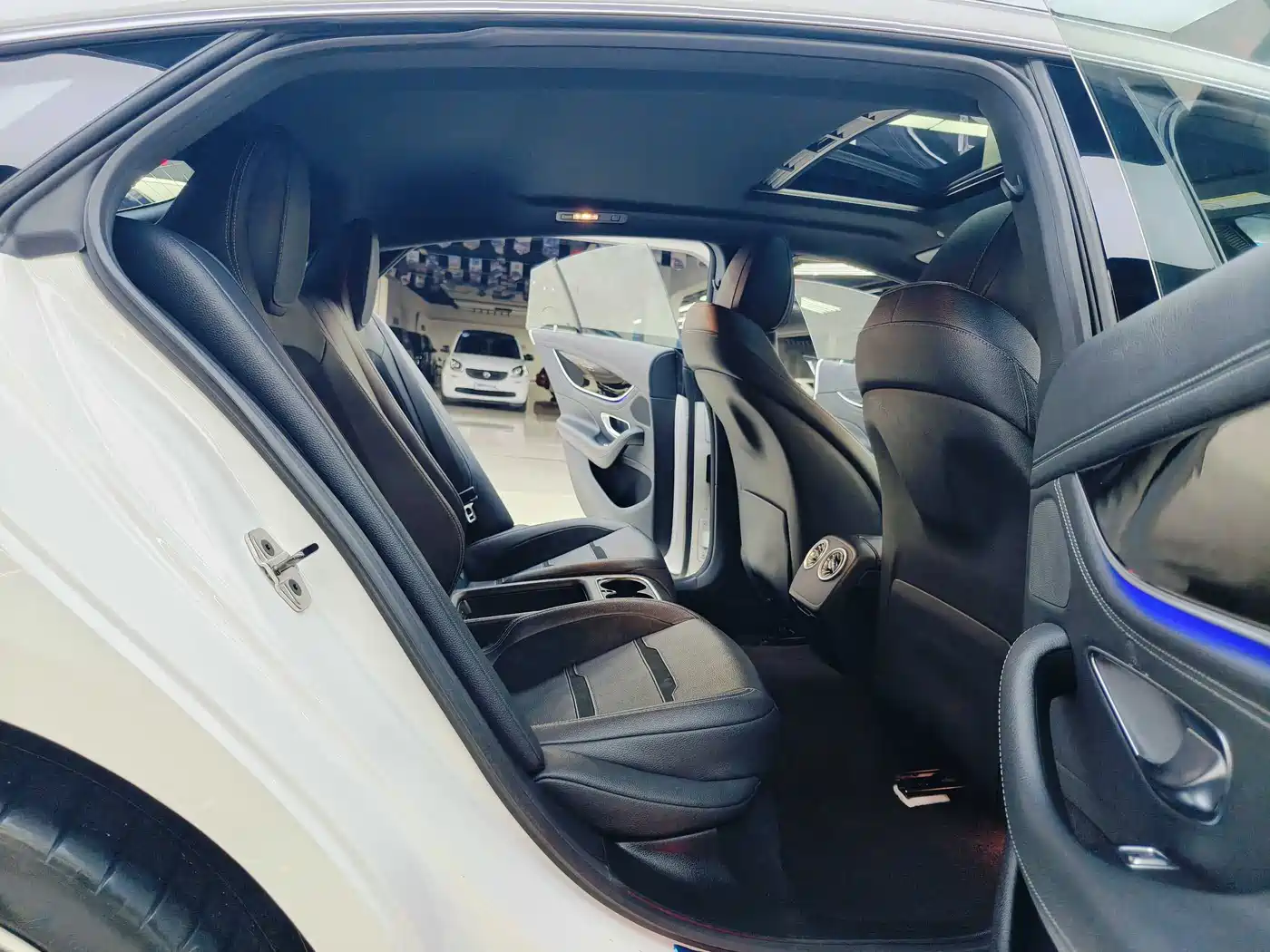 Mercedes-Benz AMG GT 2019 AMG GT 50 4-Door Coupe фото 10