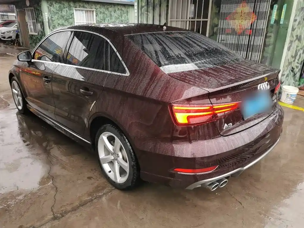 Audi A3 2017 Limousine 35 TFSI Fashion фото 5