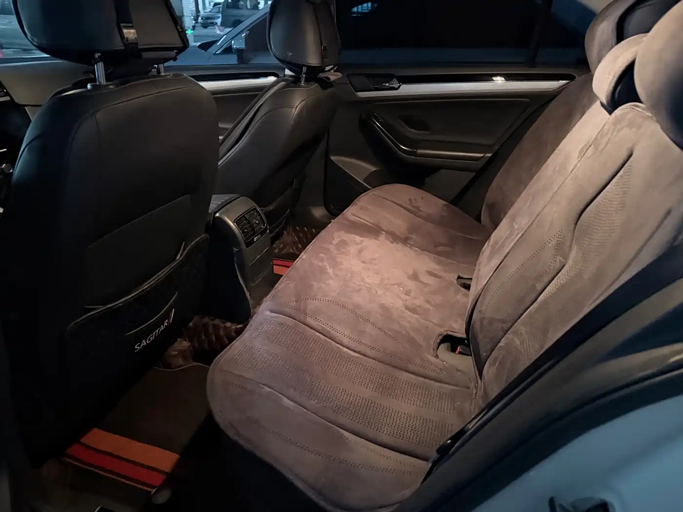 Volkswagen Sagitar 2018 280TSI DSG Spark Edition фото 11