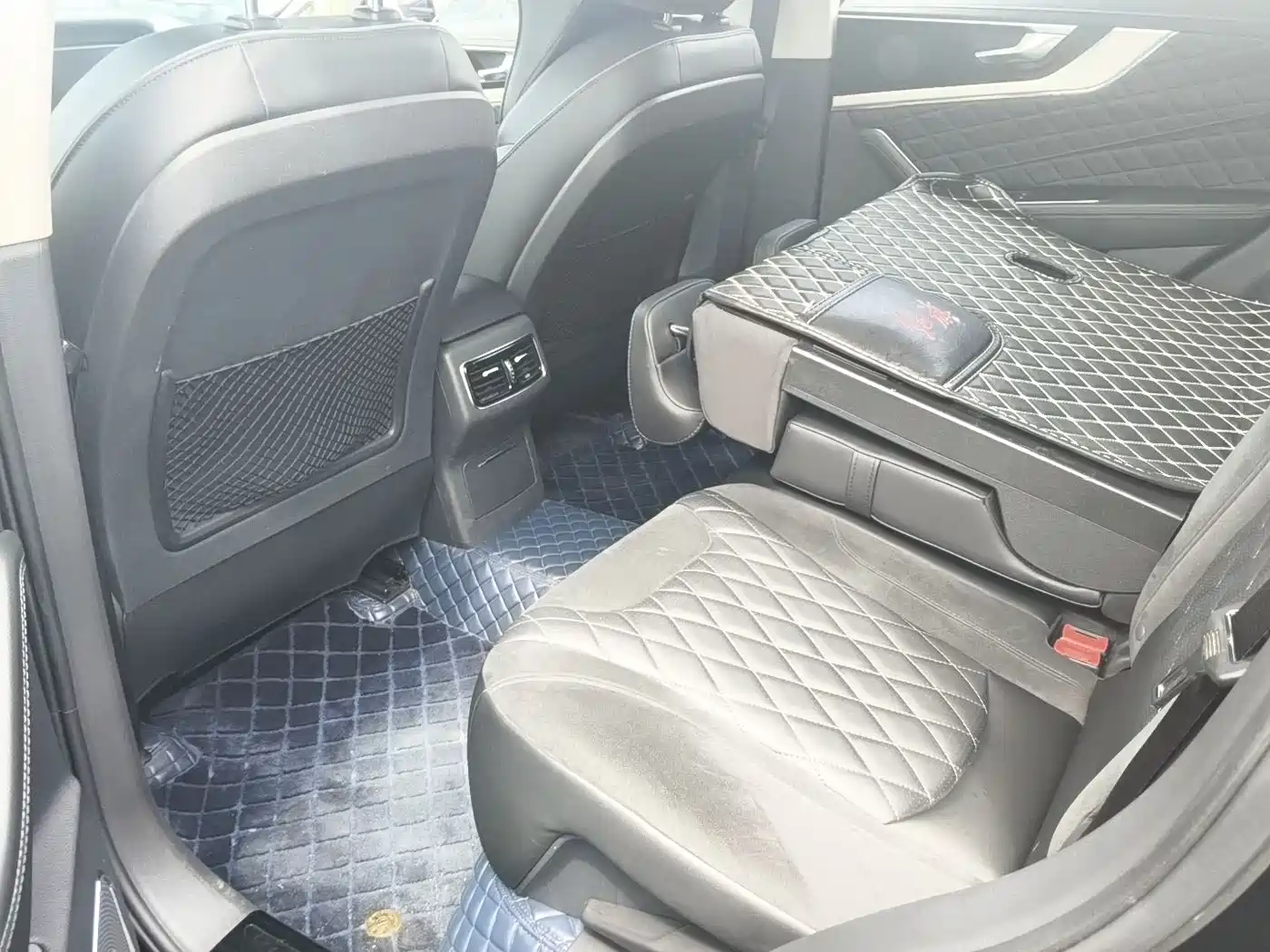 Hongqi HS5 2019 2.0T Smart Connect Enjoy Edition фото 8