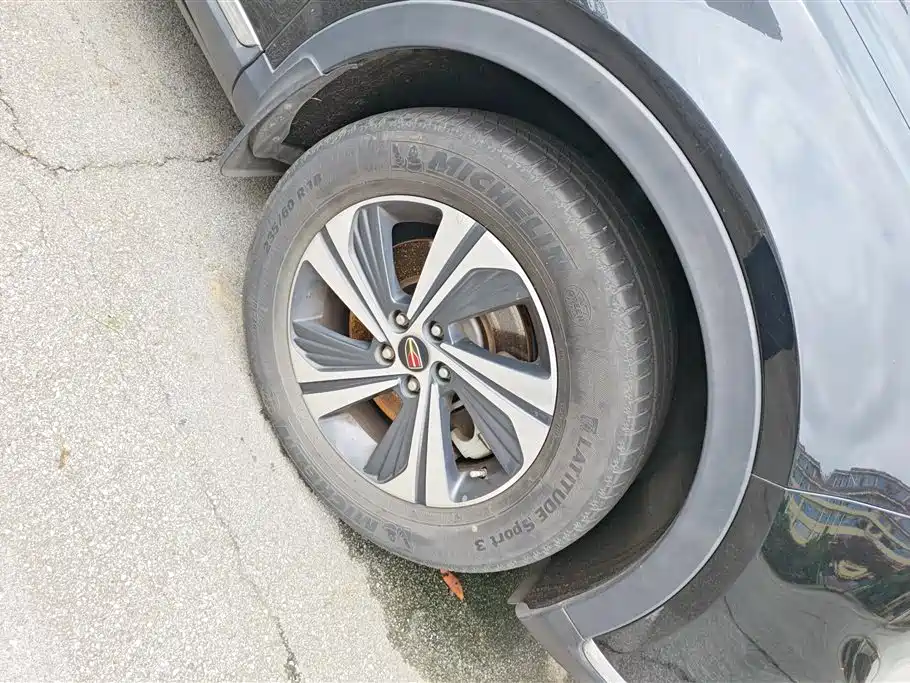 Hongqi HS5 2019 2.0T Smart Connect Enjoy Edition фото 6