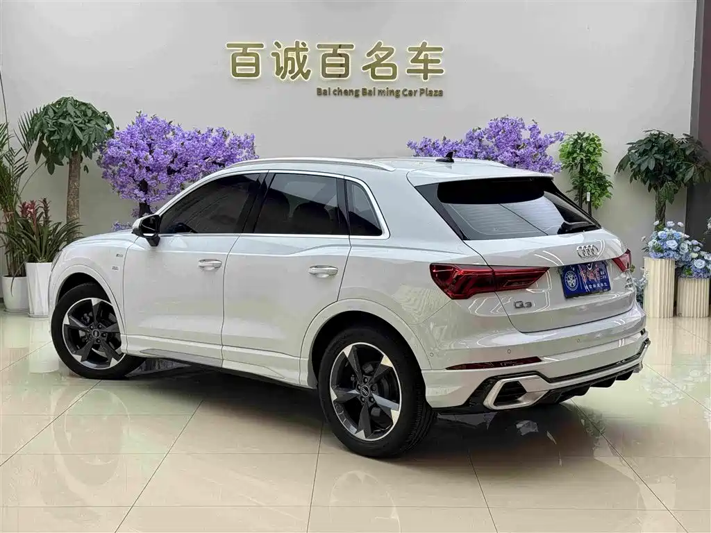Audi Q3 2024 2024 35 TFSI Fashion Sport