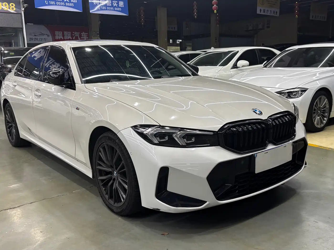 BMW 3 Series 2023 325Li M Sport Black Night Package фото 3