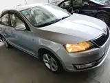 Photo 4 - Škoda Rapid