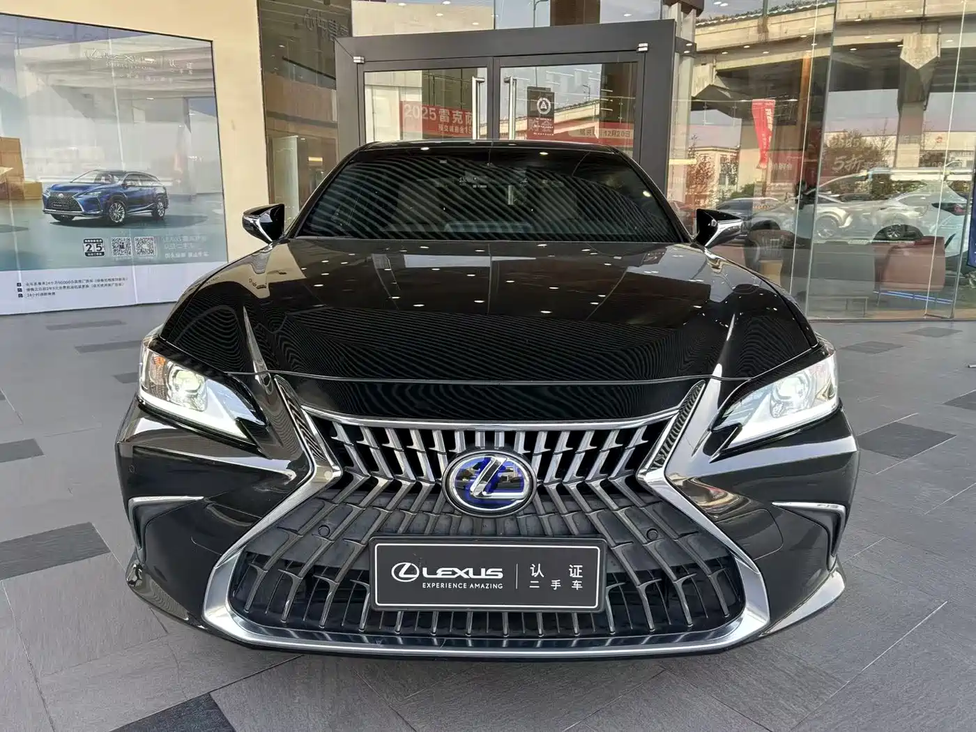 Lexus ES 2021 300h Excellence Edition фото 2