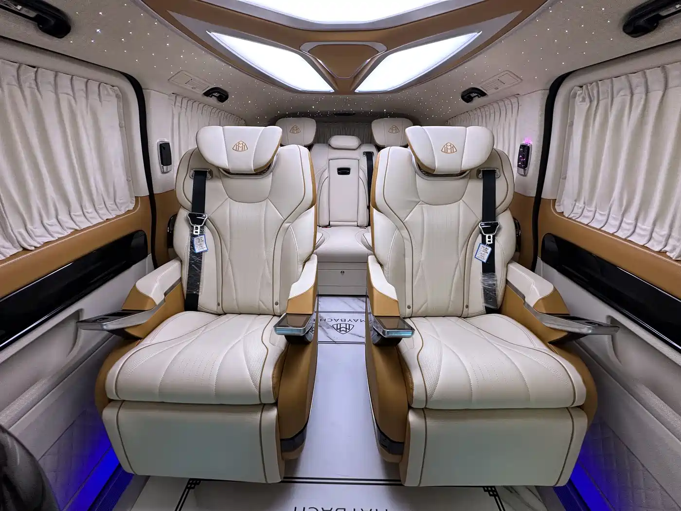 Mercedes-Benz Vito 2021 2.0T Business Edition 7-seater фото 10