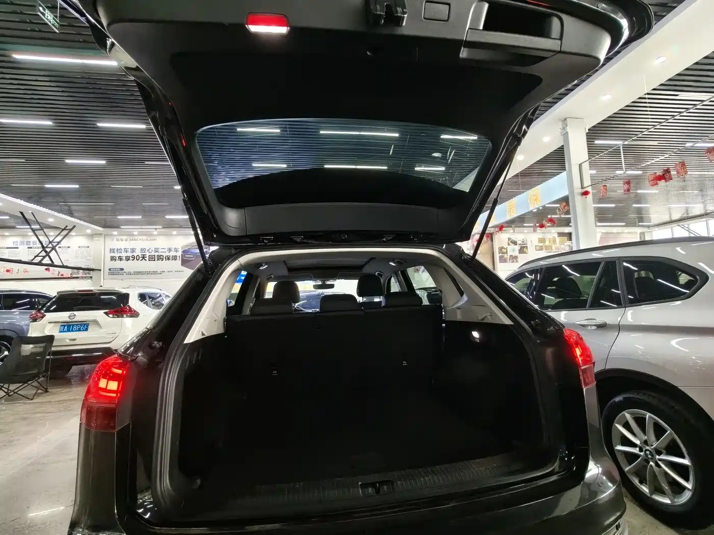 Volkswagen Tayron 2020 330TSI 2WD Luxury Smart Edition фото 17