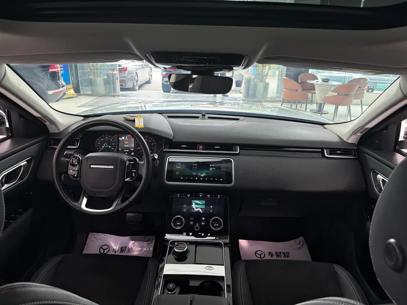 Land Rover Range Rover Velar 2018 P250 S фото 12