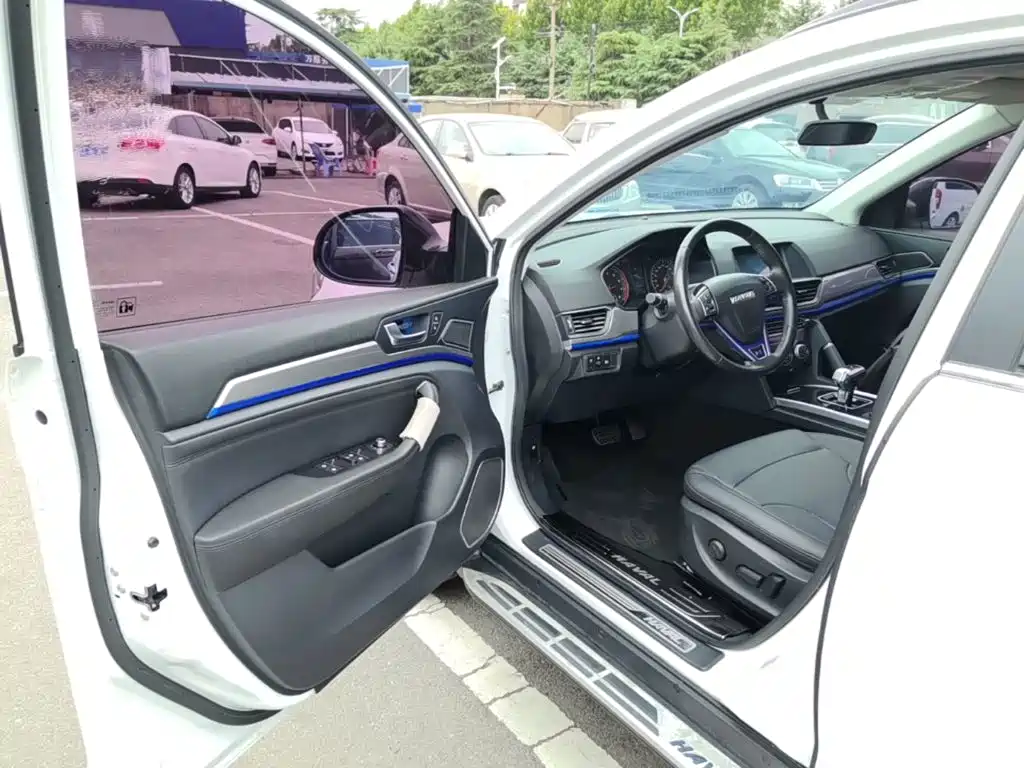 Фото 16 - Haval H6