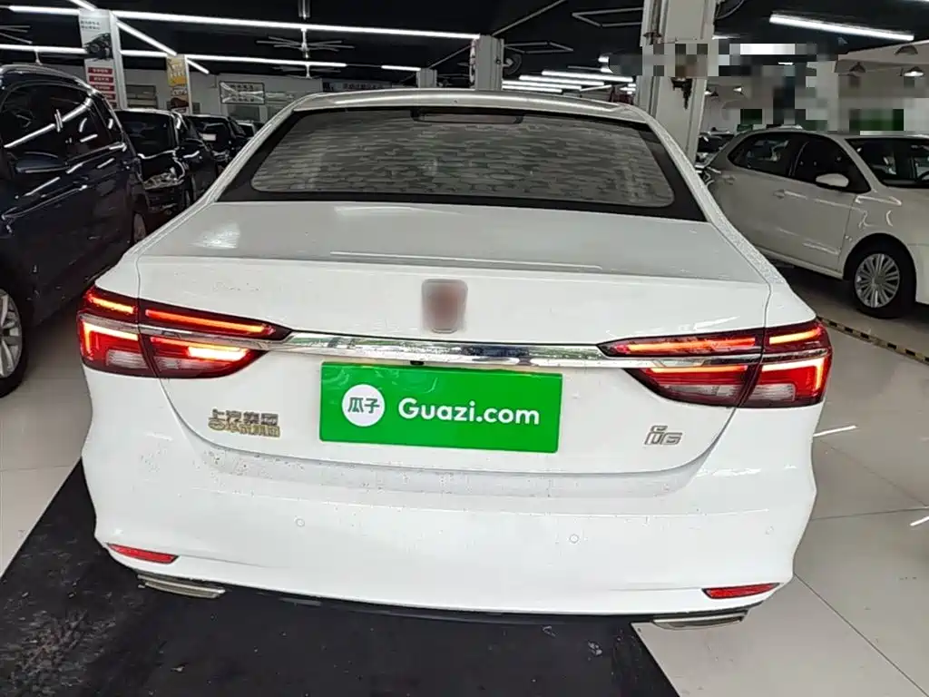 Roewe i6 2020 2020 PLUS 1.6L CVT 4G Connected Glory Flagship Edition