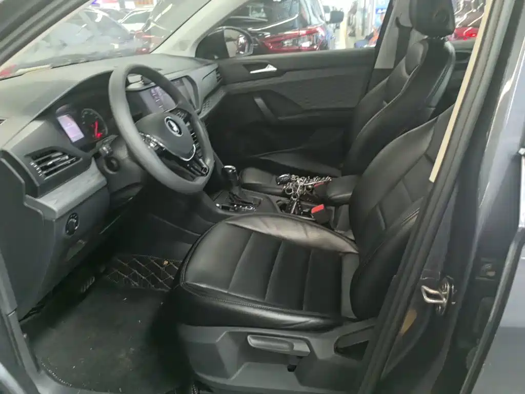 Volkswagen Tharu, миниатюра 11