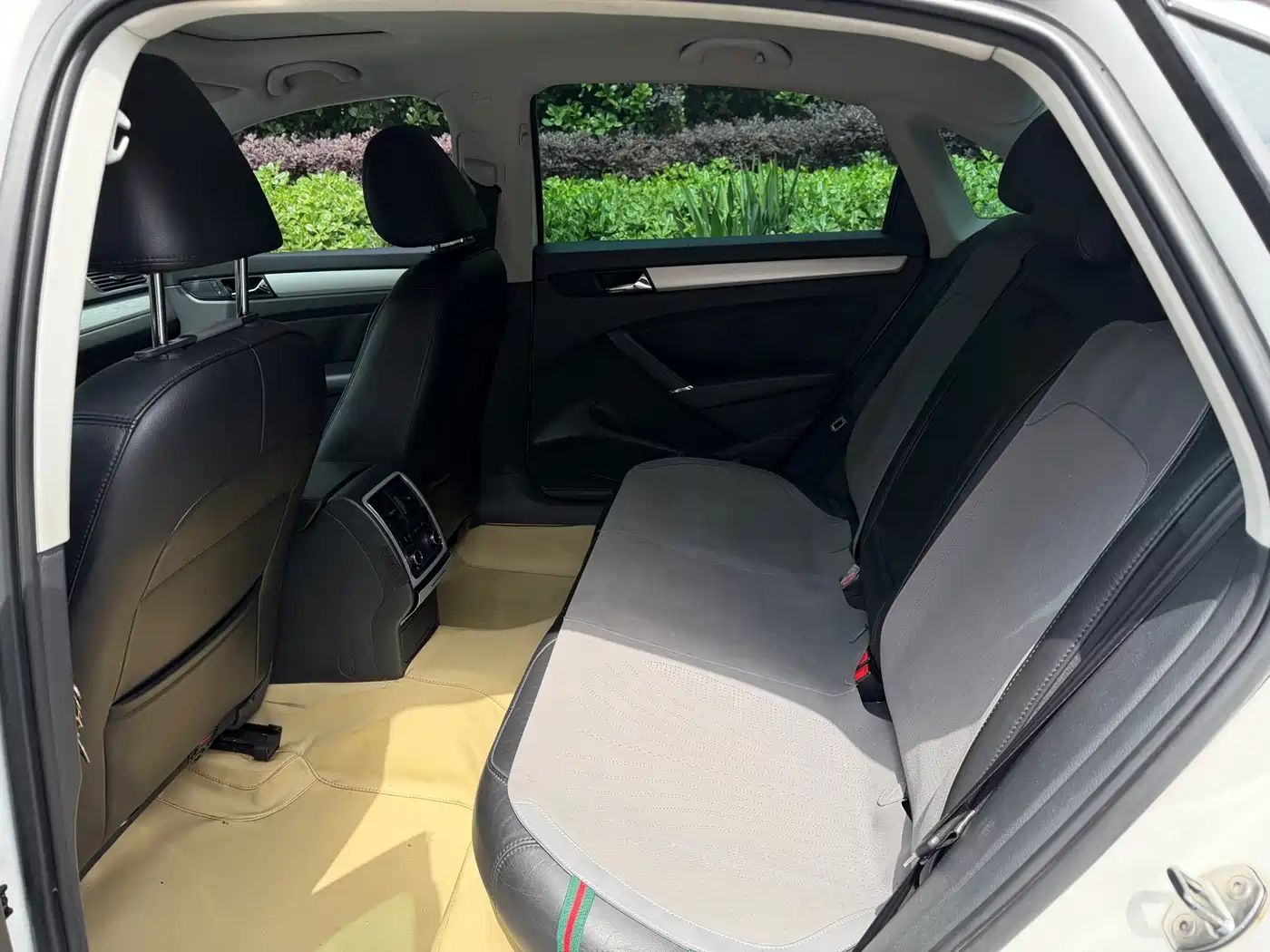 Volkswagen Passat 2013 1.8TSI DSG Yuzun фото 14