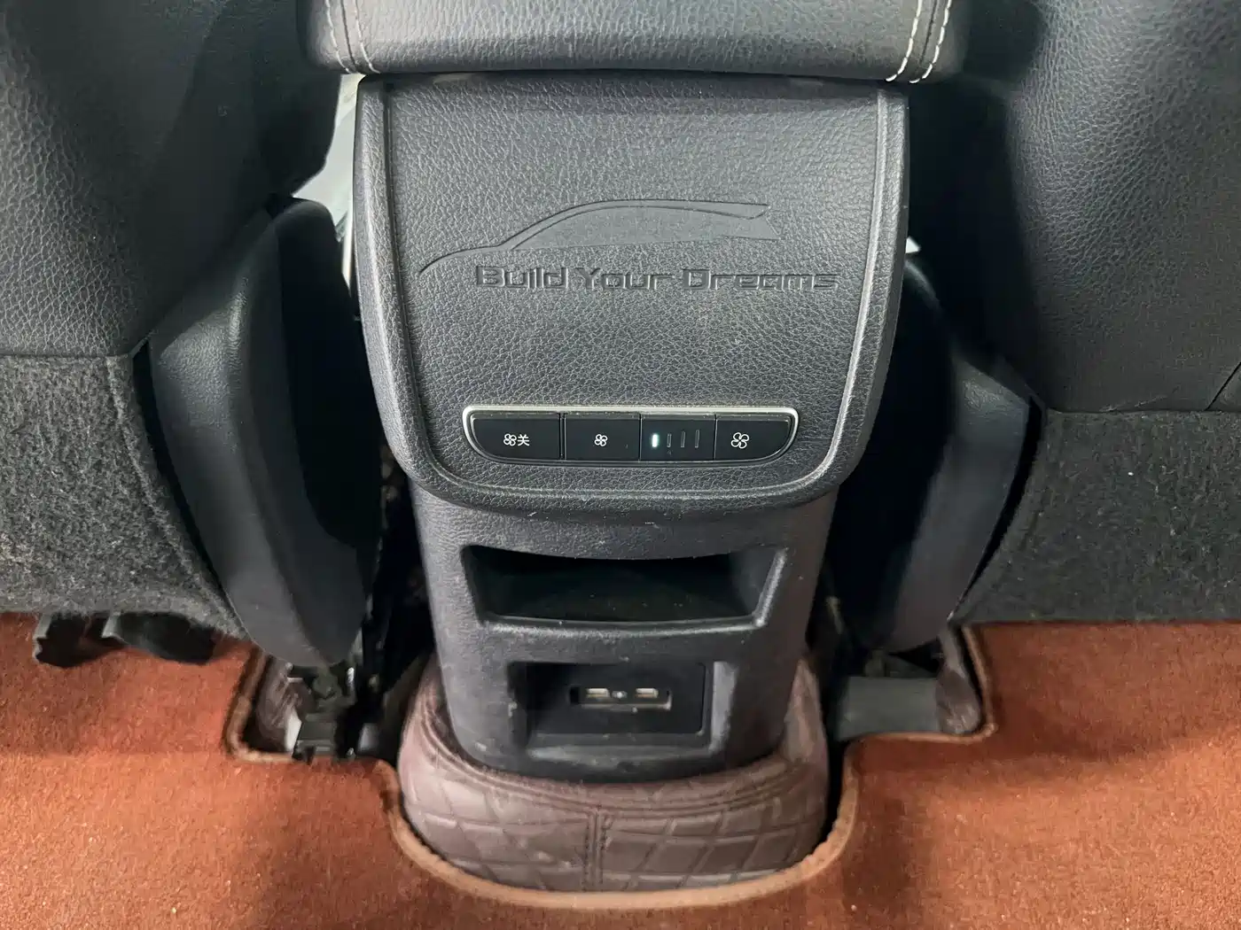 BYD Song MAX 2017 1.5T Auto Smart Elite 7-Seater фото 17