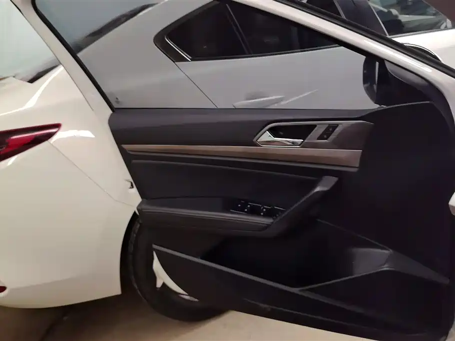 Volkswagen Lavida 2021 280TSI DSG Comfort Edition фото 7