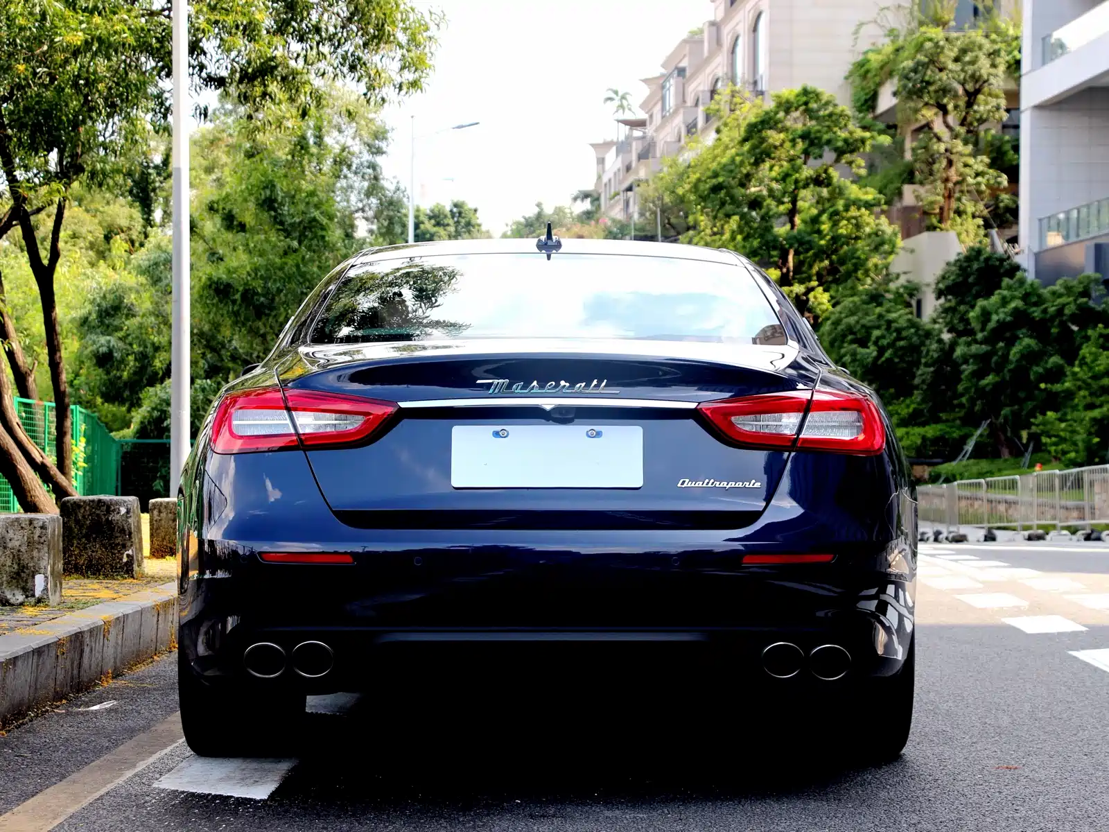 Фото 4 - Maserati Quattroporte