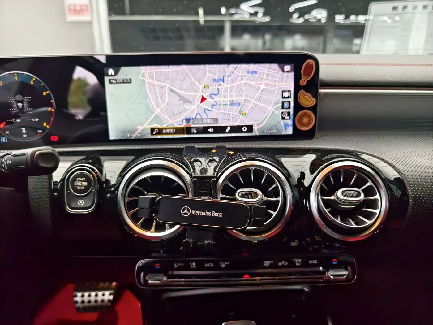 Mercedes-Benz A-Class AMG 2019 AMG A 35 L 4MATIC фото 11