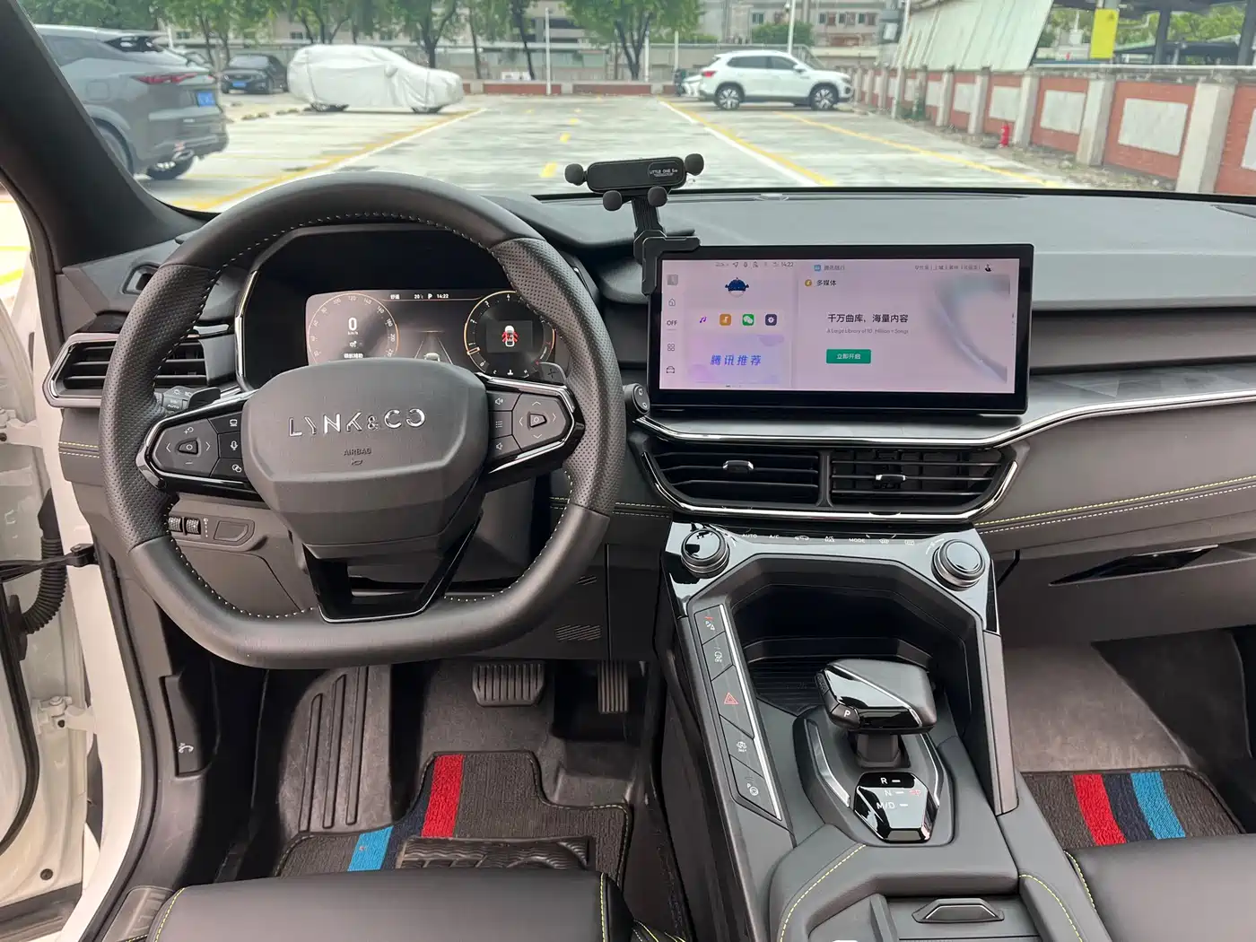 Lynk & Co 06 2023 Remix 1.5T Power Halo фото 10
