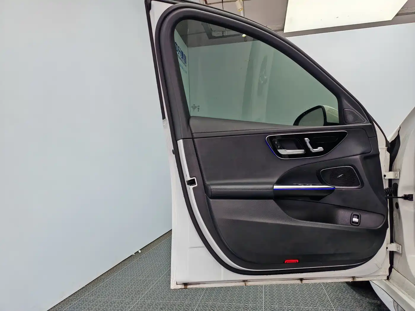 Mercedes-Benz C-Class 2024 C 260 L Sport фото 13