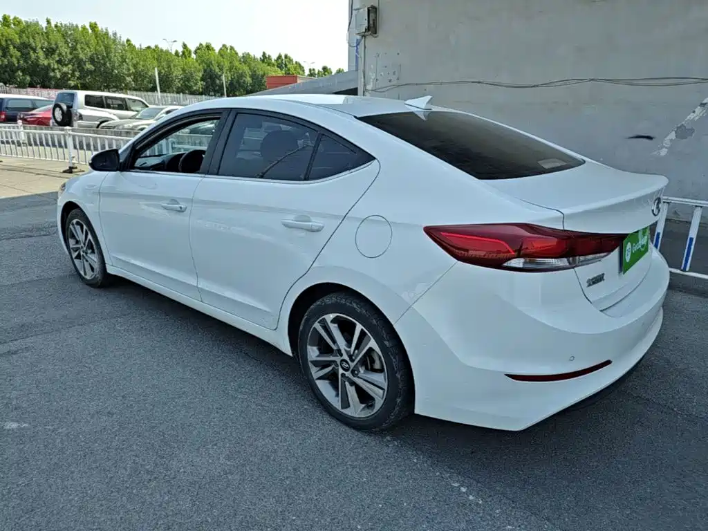 HYUNDAI LEAD